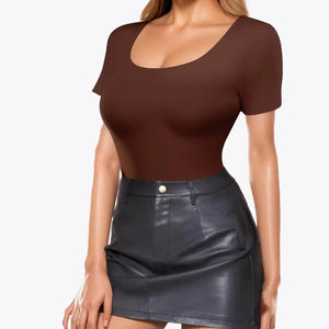 Ofertă 1+1 Bodysuit Modelator Tanga cu Mânecă Scurtă RunwayShape - Scoop Neck